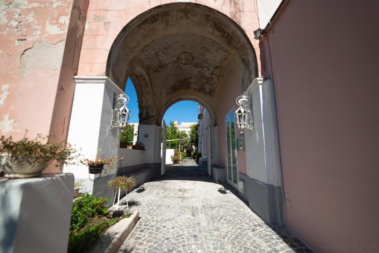 Controvento In Villa Eldorado Procida Exterior photo