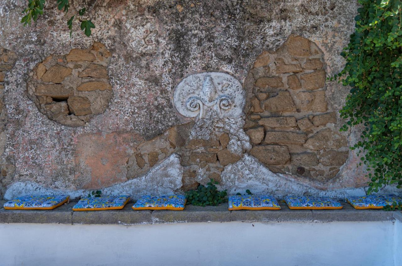 Controvento In Villa Eldorado Procida Exterior photo